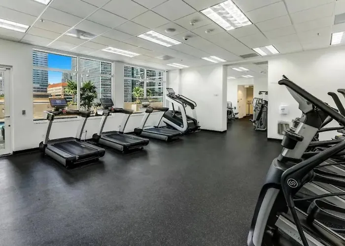 Modern 1 Bed In The Heart Of Brickell With Free Parking
